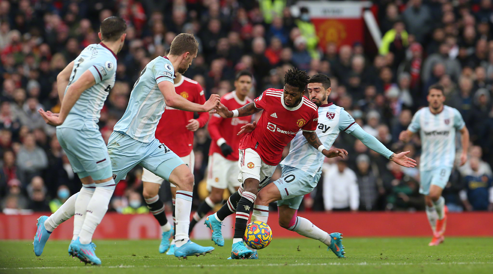 球迷们在期 球迷们在期