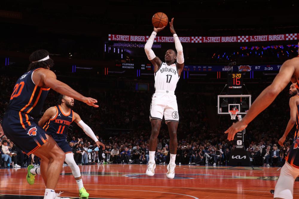 防守端的突 防守端的突